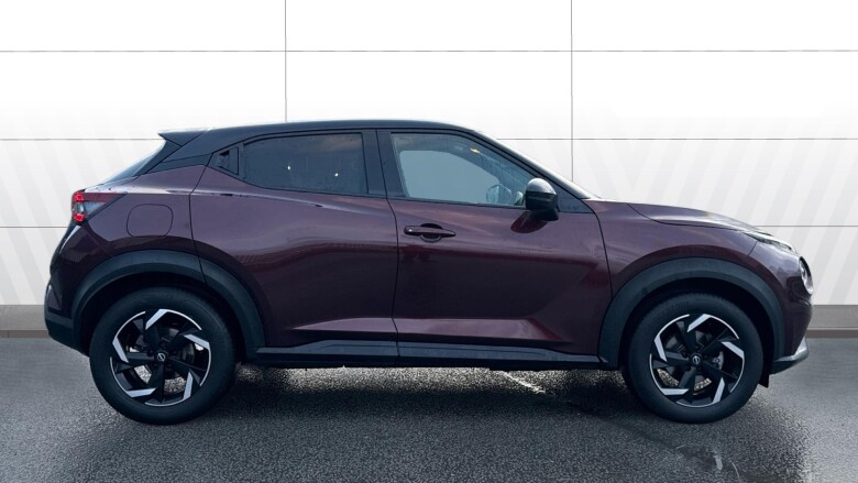 Nissan Juke 1.0 DiG-T 114 N-Connecta 5dr DCT Petrol Hatchback